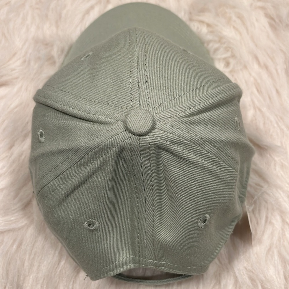 Baseball cap - Picture 5 of 7